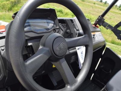 2026 Honda Pioneer 700 — photo 9 view