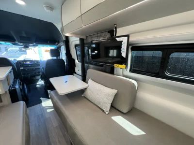 2027 Thor Motor Coach TRANQUILITY — photo 10 view