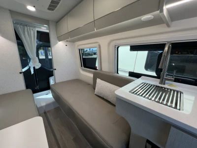 2027 Thor Motor Coach TRANQUILITY — photo 9 view