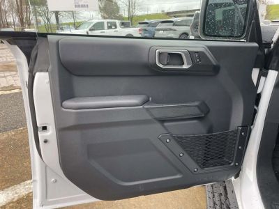 2026 Ford Bronco — photo 15 view