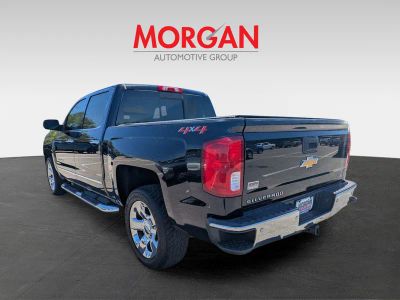 2018 Chevrolet Silverado 1500 — engine compartment view