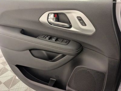 2026 Chrysler Pacifica — photo 23 view