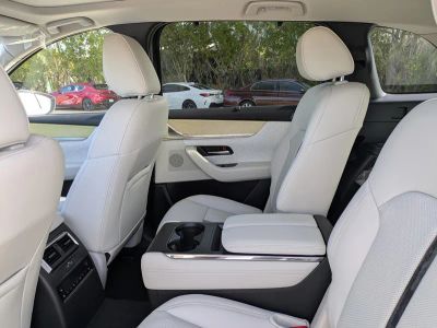 2026 Mazda CX-90 — photo 13 view