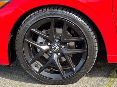 2025 Honda Civic Hatchback - Photo 29