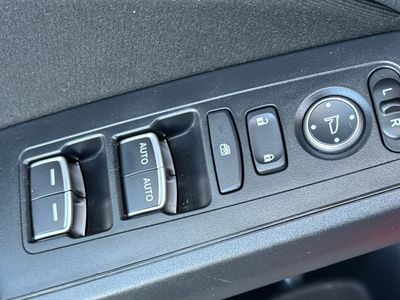 2025 Honda Civic Hatchback - Photo 13