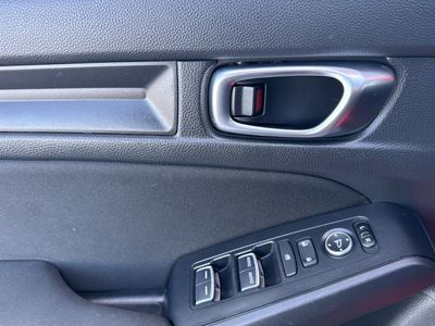 2025 Honda Civic Hatchback - Photo 12