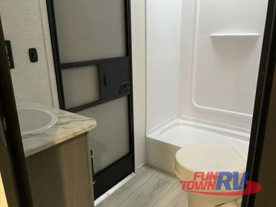 2025 Keystone RV Hideout Sport Double Axle - Photo 28