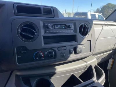 2025 Ford Econoline Cutaway - Photo 16