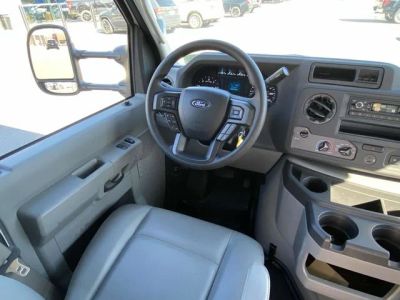 2025 Ford Econoline Cutaway - Photo 10