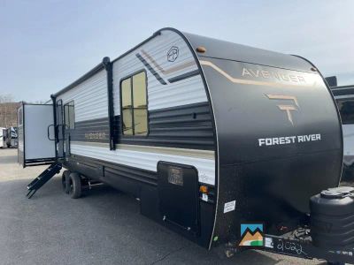 2026 Prime Time RV Avenger 30PO — front three-quarter view