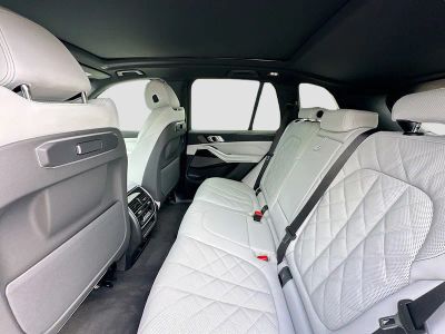 2026 BMW X5 — photo 20 view