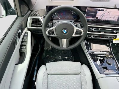 2026 BMW X5 — photo 17 view