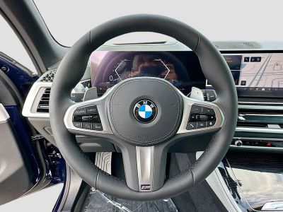 2026 BMW X5 — photo 8 view