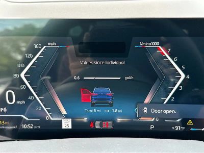 2026 BMW X5 — photo 9 view