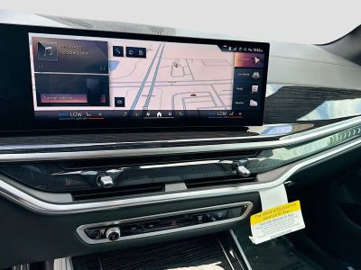 2026 BMW X5 — photo 10 view