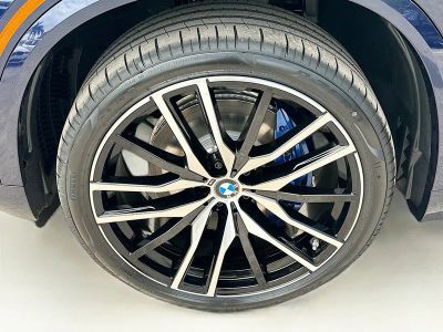 2026 BMW X5 — photo 26 view