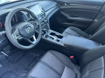 2019 Honda Accord - Photo 11