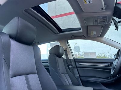 2019 Honda Accord - Photo 17