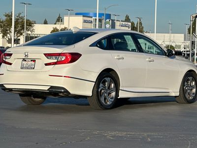 2019 Honda Accord - Photo 2