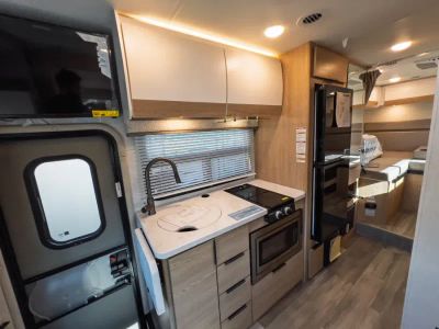 2027 Thor Motor Coach COMPASS AWD — photo 9 view