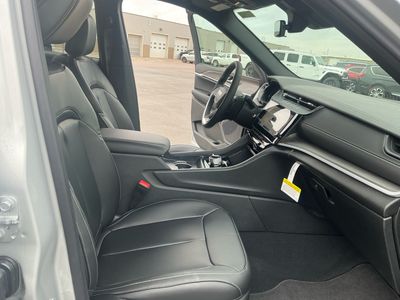 2026 Jeep Grand Cherokee — photo 20 view