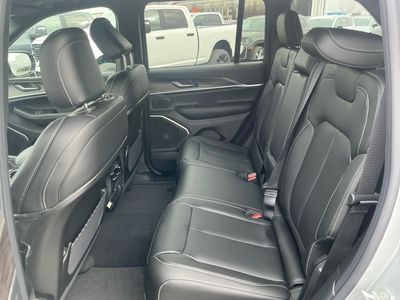2026 Jeep Grand Cherokee — photo 17 view