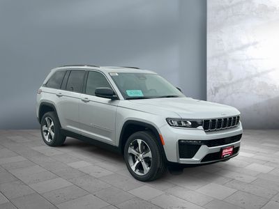 2026 Jeep Grand Cherokee — photo 8 view