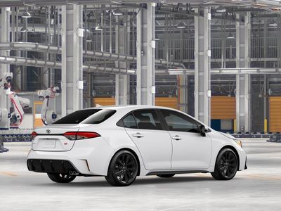 2026 Toyota Corolla — photo 10 view