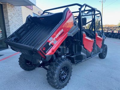 2025 Honda Pioneer 1000-6 Crew Deluxe - Photo 9