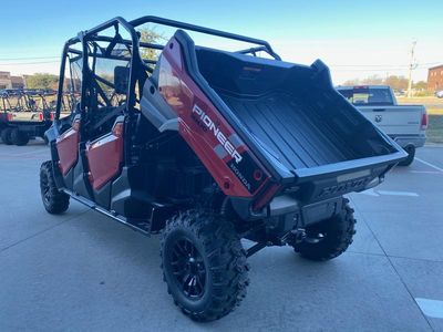 2025 Honda Pioneer 1000-6 Crew Deluxe - Photo 10