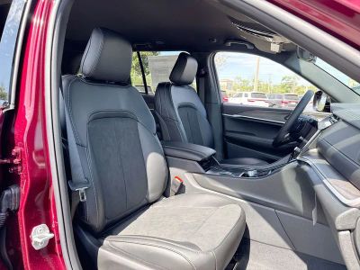 2026 Jeep Grand Cherokee — photo 26 view