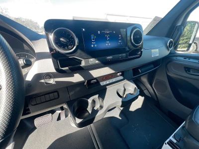 2025 Mercedes-Benz Sprinter 2500 — photo 22 view