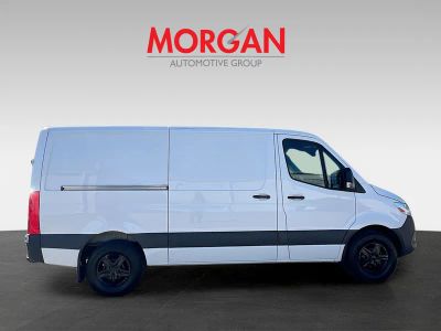 2025 Mercedes-Benz Sprinter 2500 — side profile view
