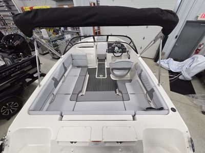 2026 Bayliner VR4 OB - Photo 7