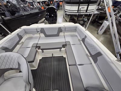 2026 Bayliner VR4 OB - Photo 8