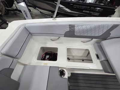 2026 Bayliner VR4 OB - Photo 10