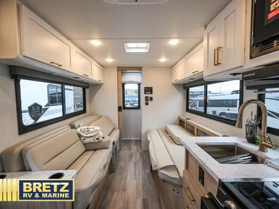2026 Thor Motor Coach Four Winds — photo 10 view