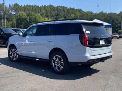 2026 Ford Expedition - Photo 5