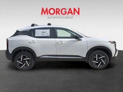 2026 Nissan Kicks — photo 9 view