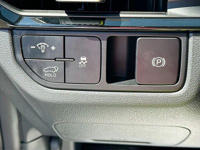 2026 Kia Sportage — photo 10 view