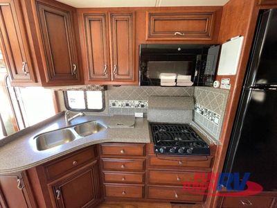 2014 Newmar Canyon Star - Photo 12