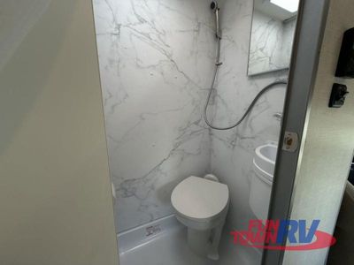 2026 Thor Motor Coach Quantum - Photo 24