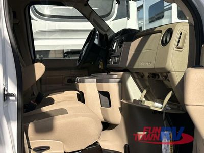 2026 Thor Motor Coach Quantum - Photo 10