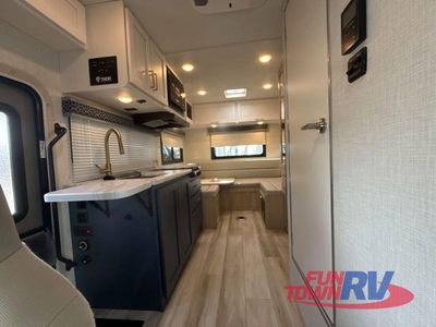 2026 Thor Motor Coach Quantum - Photo 42