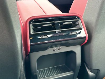 2026 BMW 5 Series — photo 20 view