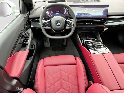 2026 BMW 5 Series — photo 17 view