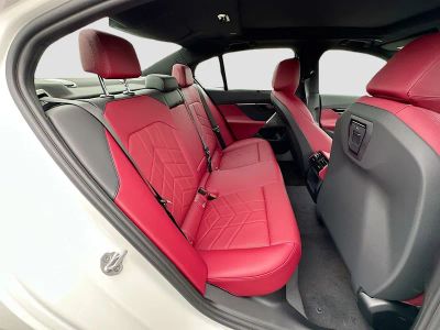 2026 BMW 5 Series — photo 22 view