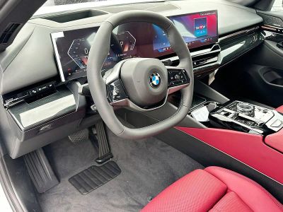 2026 BMW 5 Series — photo 7 view