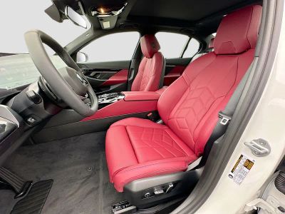2026 BMW 5 Series — photo 15 view