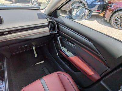 2026 Mazda CX-50 Hybrid — photo 17 view